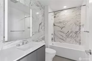 2510 6th St, Seattle, WA 98121 - Photo 11