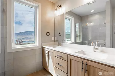 926 Long Drive, Chelan, WA 98816 - Photo 17