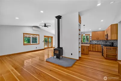 5621 Paradise Lane, Anacortes, WA 98221 - Photo 11