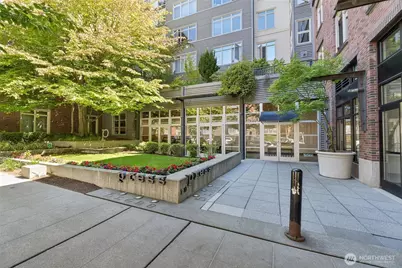 1620 Belmont Avenue #423, Seattle, WA 98122 - Photo 21