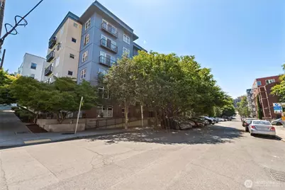 1620 Belmont Avenue #423, Seattle, WA 98122 - Photo 23