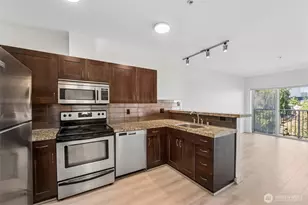 1620 Belmont Ave, Seattle, WA 98122 - Photo 7