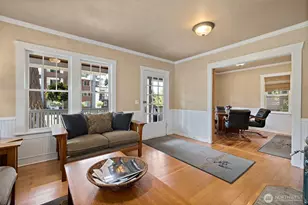 23042 NE 8th St, Sammamish, WA 98074 - Photo 9