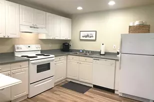 23042 NE 8th St, Sammamish, WA 98074 - Photo 25