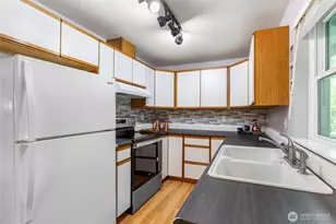 504 SW Marion Dr, Port Orchard, WA 98367 - Photo 7