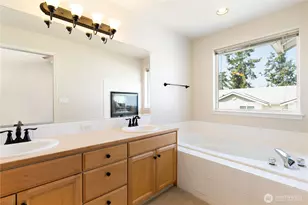 4119 156th St SW, Lynnwood, WA 98087 - Photo 9