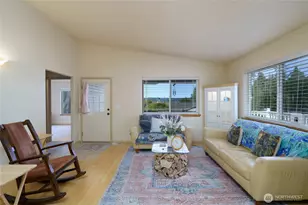 744 Shelter Bay Dr, La Conner, WA 98257 - Photo 5