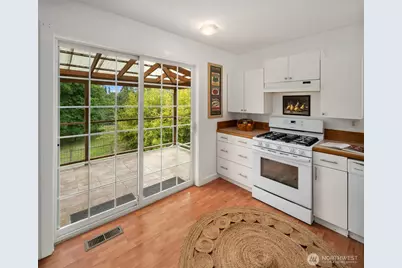 10133 SW 204th Avenue, Vashon, WA 98070 - Photo 15
