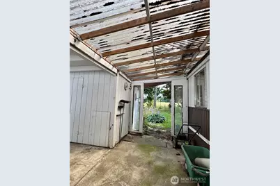 2210 Old Highway 99 Road S #9, Mount Vernon, WA 98273 - Photo 3