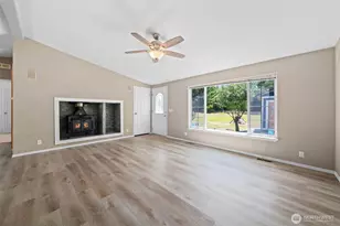 14609 246th St E, Graham, WA 98338 - Photo 11