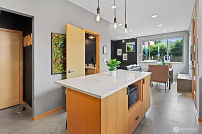 724 S Willow Street, Seattle, WA 98108 - Photo 15