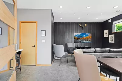 724 S Willow Street, Seattle, WA 98108 - Photo 5
