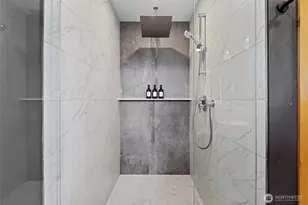 724 S Willow St, Seattle, WA 98108 - Photo 21