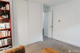 924 Shorewood Dr, Bremerton, WA 98312 - Photo 33