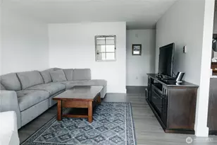 924 Shorewood Dr, Bremerton, WA 98312 - Photo 11