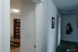 924 Shorewood Dr, Bremerton, WA 98312 - Photo 31
