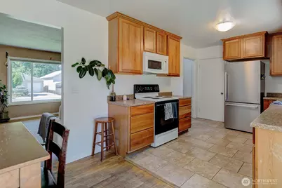 1385 Tedford Street SE, East Wenatchee, WA 98802 - Photo 9