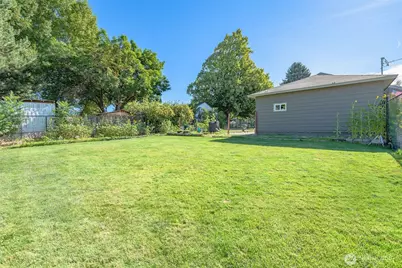 1385 Tedford Street SE, East Wenatchee, WA 98802 - Photo 29