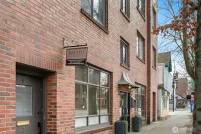 8008 Greenwood Avenue N, Seattle, WA 98103 - Photo 3
