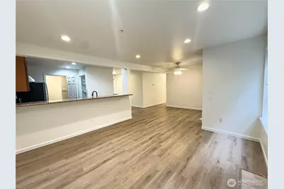 1920 S 368th Place #205, Federal Way, WA 98003 - Photo 9