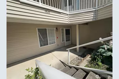 1920 S 368th Place #205, Federal Way, WA 98003 - Photo 3