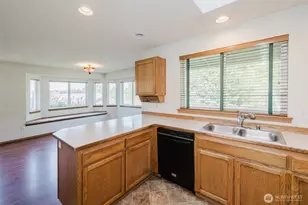 5305 Harbor Ridge Dr, Bremerton, WA 98312 - Photo 17