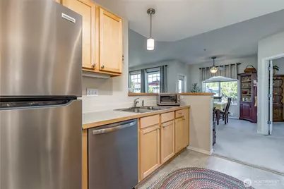 6137 Hazel Loop SE #B, Auburn, WA 98092 - Photo 13