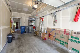 6137 Hazel Loop SE, Auburn, WA 98092 - Photo 21