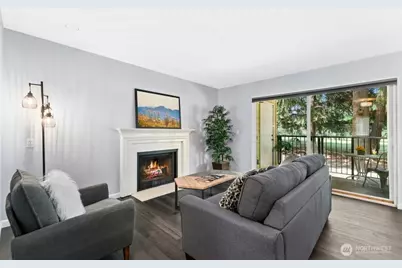 14602 NE 51st Street #D1, Bellevue, WA 98007 - Photo 3