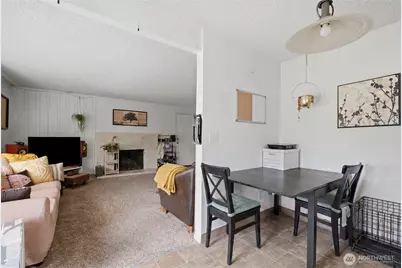 3637 Woodlawn Avenue N, Seattle, WA 98103 - Photo 21