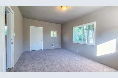 513 W 2nd Street, Aberdeen, WA 98520 - Photo 11