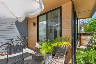 916 NW 56th St, Seattle, WA 98107 - Photo 9