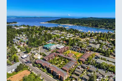 211 Wyatt Way NW #B204, Bainbridge Island, WA 98110 - Photo 5