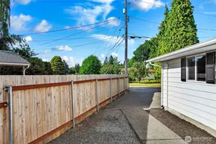 1217 S Walnut St, Burlington, WA 98233 - Photo 35