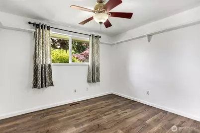 1217 S Walnut Street, Burlington, WA 98233 - Photo 15