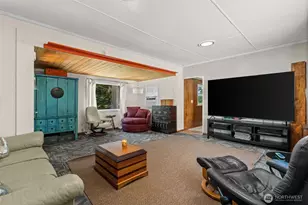 1649 SW Wildwood Rd, Port Orchard, WA 98367 - Photo 9