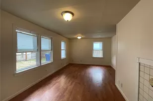 13729 Stone Ave N, Seattle, WA 98133 - Photo 11
