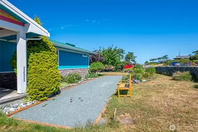 682 El Prado Avenue, Coupeville, WA 98239 - Photo 11