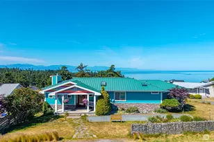 682 El Prado Ave, Coupeville, WA 98239 - Photo 1