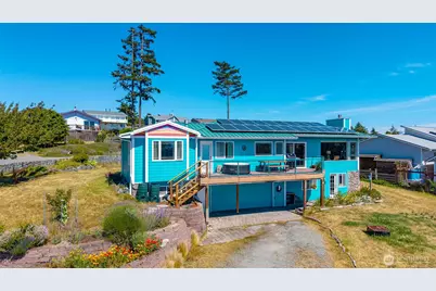 682 El Prado Avenue, Coupeville, WA 98239 - Photo 5