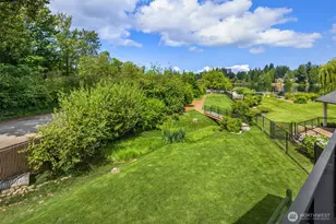 16226 E Shore Dr, Lynnwood, WA 98087 - Photo 5