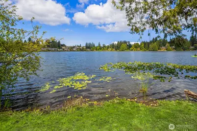 16226 E Shore Drive #B, Lynnwood, WA 98087 - Photo 3