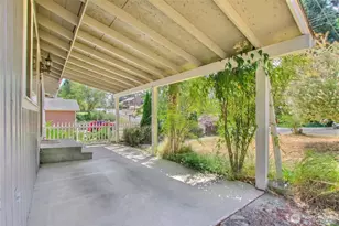 201 E Beech St, Everett, WA 98203 - Photo 3