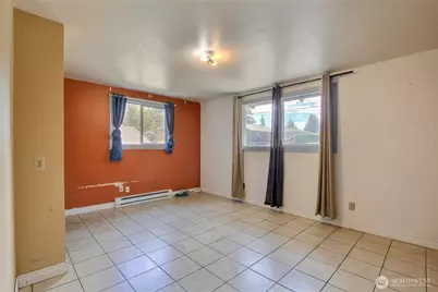 201 E Beech Street, Everett, WA 98203 - Photo 11