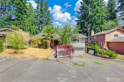 201 E Beech Street, Everett, WA 98203 - Photo 1