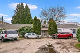 10531 Aurora Ave N, Seattle, WA 98133 - Photo 7