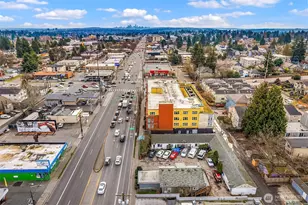 10531 Aurora Ave N, Seattle, WA 98133 - Photo 11