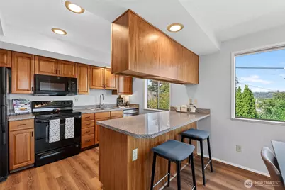 317 Kennebeck Avenue S #104, Kent, WA 98030 - Photo 9