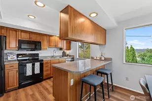 317 Kennebeck Ave S, Kent, WA 98030 - Photo 9