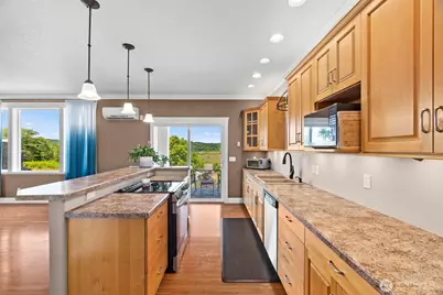 1480 Pacific Avenue, Raymond, WA 98577 - Photo 9